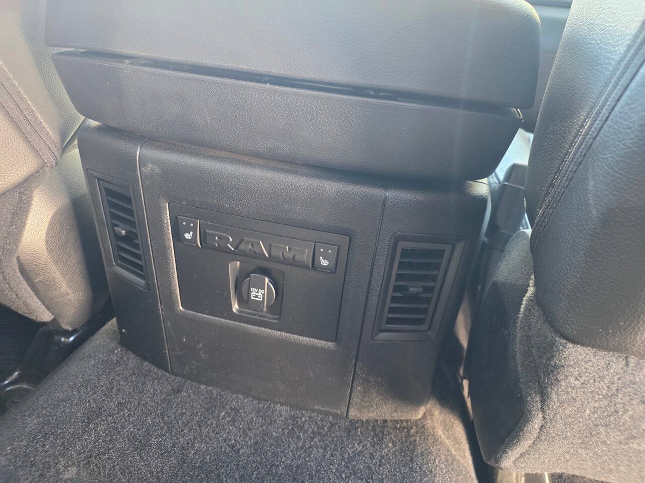 Used 2017 RAM 2500 Laramie w/ Sport Appearance Group AWD/4WD image 22