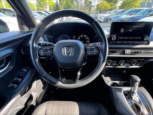 Used 2023 Honda HR-V Sport image 5