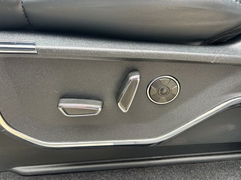 Used 2024 Ford F150 Platinum AWD/4WD image 14