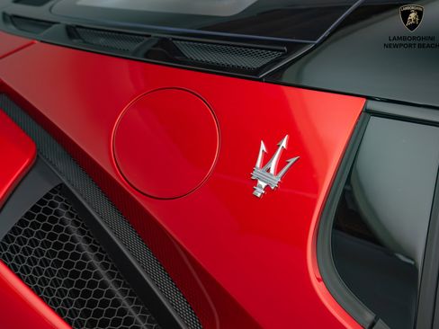 Used 2023 Maserati MC20 Coupe image 6