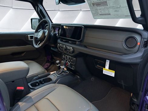 New 2026 Jeep Gladiator Mojave AWD/4WD image 16