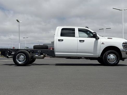 New 2026 RAM 3500 Tradesman w/ Chrome Appearance Group A AWD/4WD image 2
