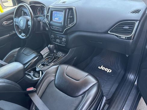 Used 2020 Jeep Cherokee Latitude Plus image 35
