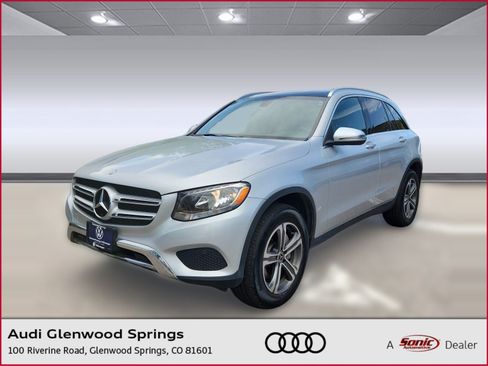 Used 2017 Mercedes-Benz GLC 300 4MATIC image 1