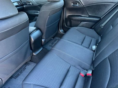 Used 2015 Honda Accord Sport image 4