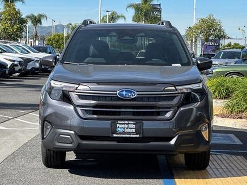 Used 2026 Subaru Forester Premium AWD/4WD image 9
