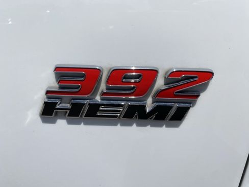 Used 2019 Dodge Charger Scat Pack w/ Dynamics Package RWD image 14