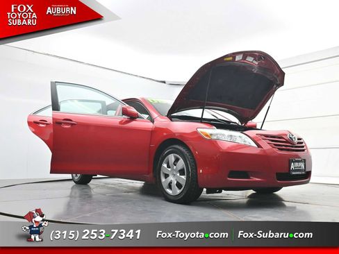 Used 2009 Toyota Camry LE FWD image 39