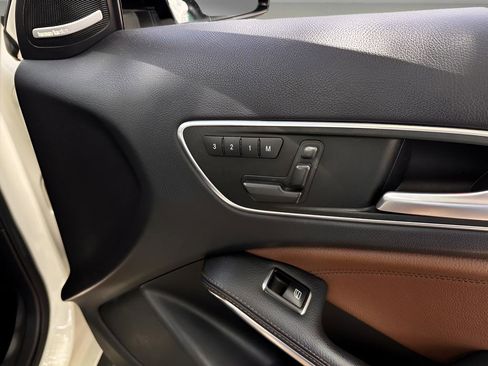 Used 2015 Mercedes-Benz GLA 250 4MATIC image 20