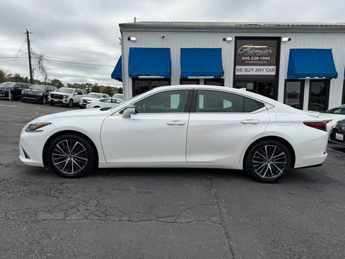 Used 2022 Lexus ES 350 w/ Premium Package image 8