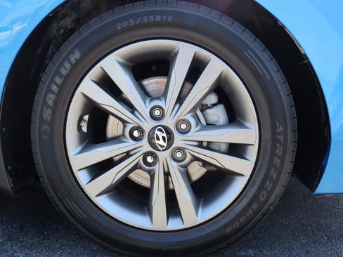 Used 2018 Hyundai Elantra SEL FWD image 21