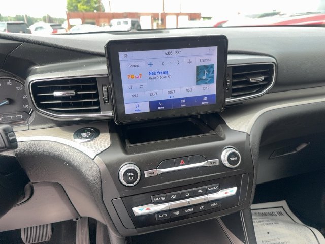 Used 2020 Ford Explorer XLT w/ Equipment Group 202A AWD/4WD image 19
