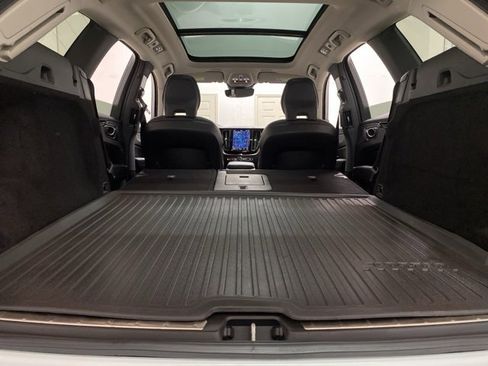 Used 2023 Volvo XC60 B5 Plus w/ Protection Package Premier image 86