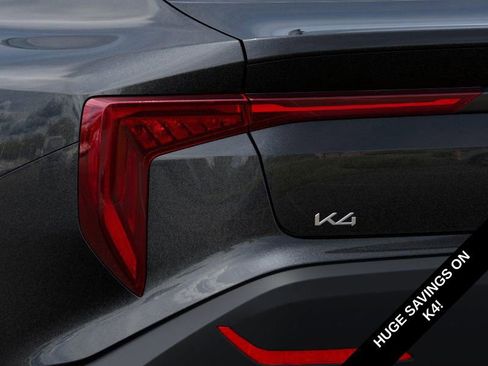 New 2025 Kia K4 LXS image 11