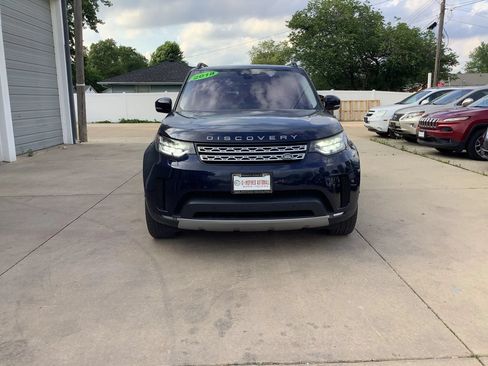 Used 2018 Land Rover Discovery HSE AWD/4WD image 2