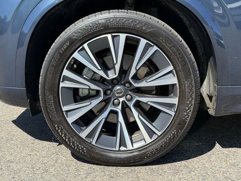 Used 2022 Volvo XC90 T5 Momentum w/ Protection Package Premier AWD/4WD image 17