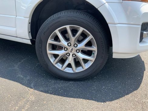 Used 2015 Ford Expedition Limited AWD/4WD image 26