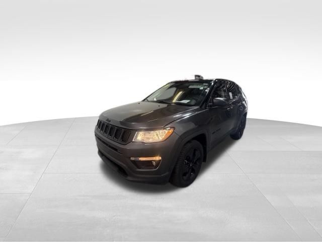 Used 2020 Jeep Compass Latitude AWD/4WD image 2