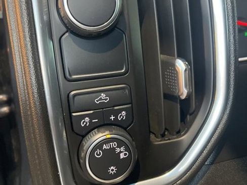 Used 2021 Chevrolet Silverado 1500 LT w/ Texas Edition Plus image 12