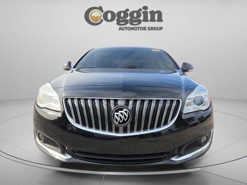 Used 2017 Buick Regal Sport Touring FWD image 8