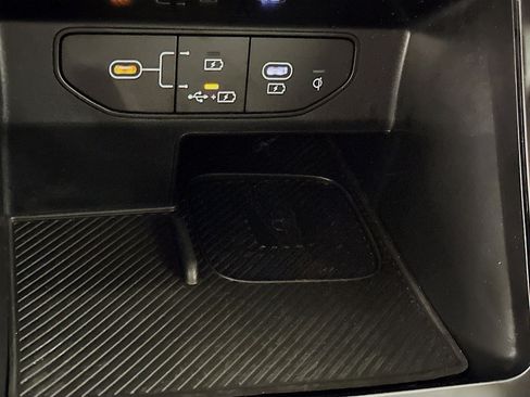 Used 2024 Kia Sorento S image 26