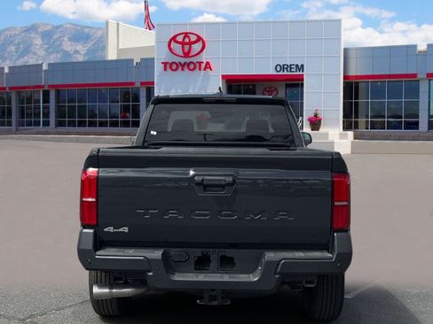 New 2026 Toyota Tacoma SR w/ SR Upgrade Package AWD/4WD image 4