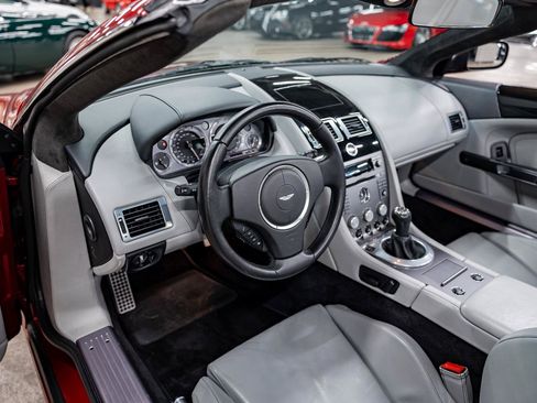 Used 2006 Aston Martin DB9 Volante RWD image 10