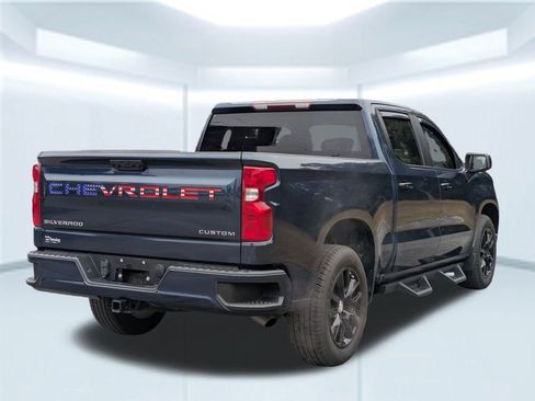 Used 2023 Chevrolet Silverado 1500 Custom image 6