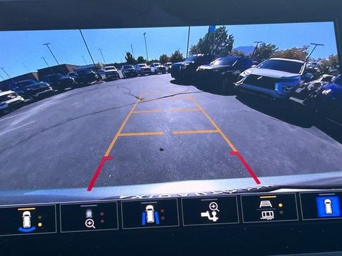 Used 2024 Chevrolet Equinox RS w/ RS Leather Package image 14