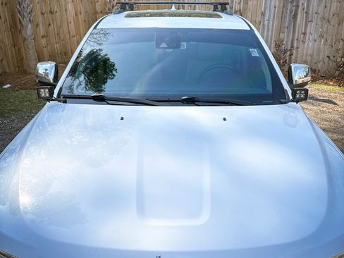 Used 2016 Jeep Grand Cherokee Overland w/ Advanced Technology Group image 18