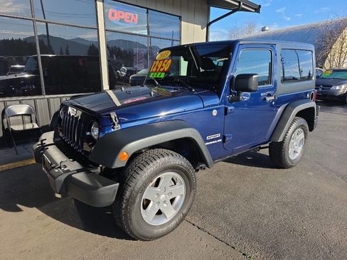 Used 2013 Jeep Wrangler Sport image 4