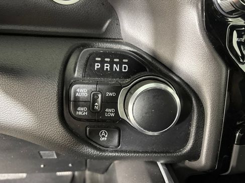 Used 2020 RAM 1500 Lone Star AWD/4WD image 16