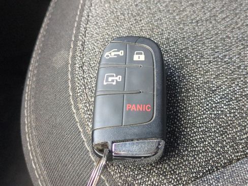 Used 2023 RAM ProMaster 2500 image 31