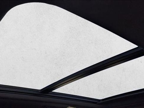 Certified 2022 GMC Yukon Denali w/ Denali Premium Package image 23