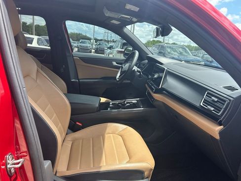 Certified 2024 Volkswagen Atlas Cross Sport SEL image 37