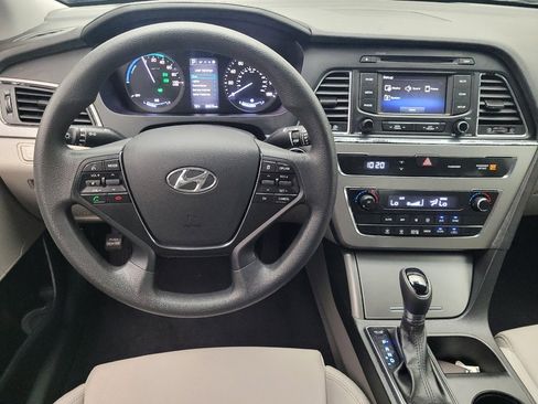 Used 2016 Hyundai Sonata SE image 22