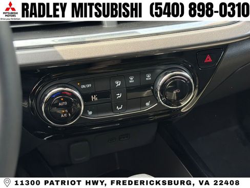 Used 2024 Chevrolet Trax ACTIV w/ Driver Confidence Package FWD image 9