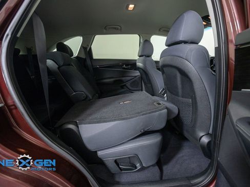 Used 2019 Kia Sorento AWD image 36