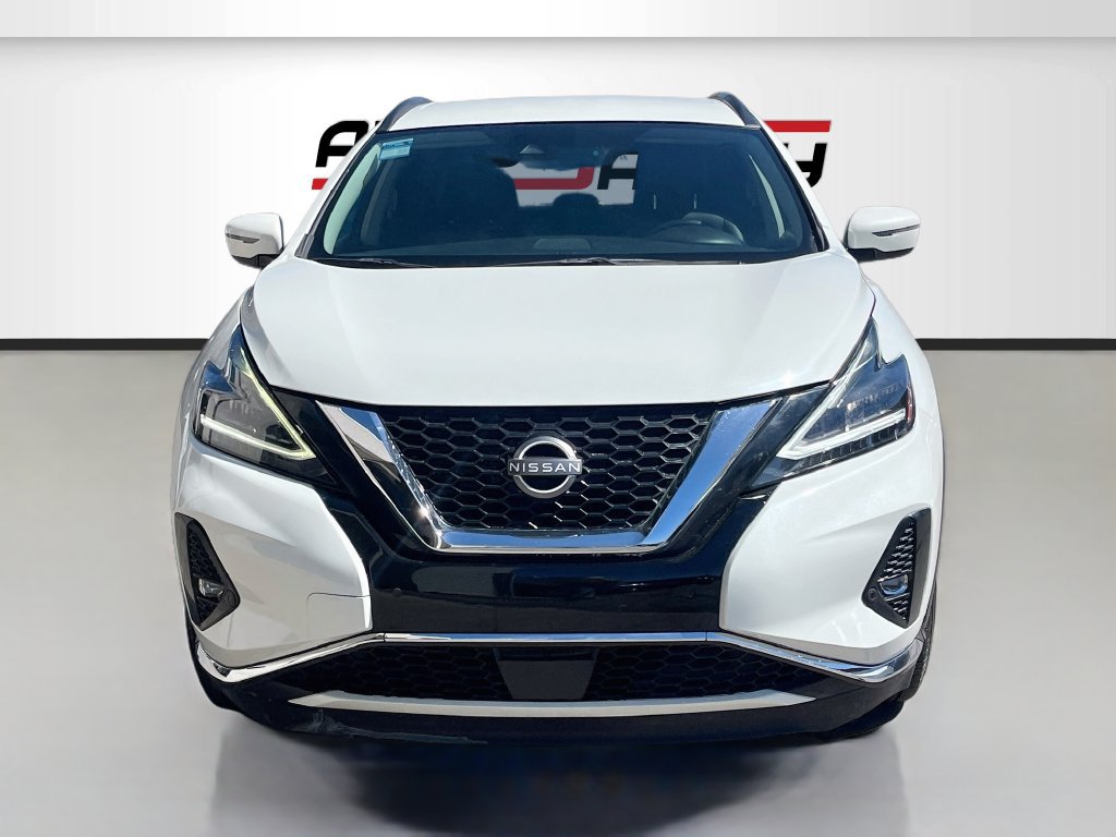 Used 2023 Nissan Murano SV AWD/4WD image 2