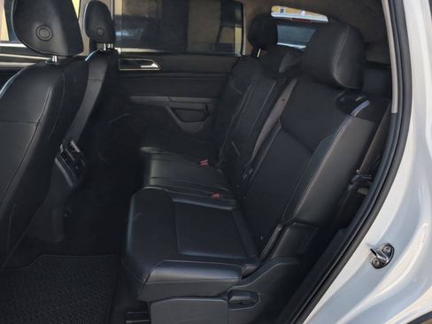 Used 2018 Volkswagen Atlas SE FWD image 26