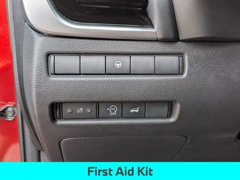 Used 2025 Nissan Rogue SL image 17