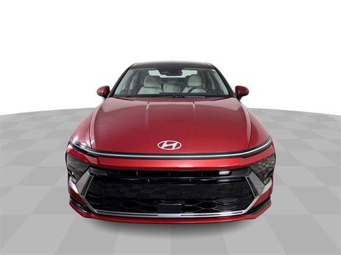 Used 2024 Hyundai Sonata SEL w/ Convenience Package image 3