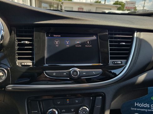 Certified 2022 Buick Encore Preferred w/ Safety Package FWD image 20