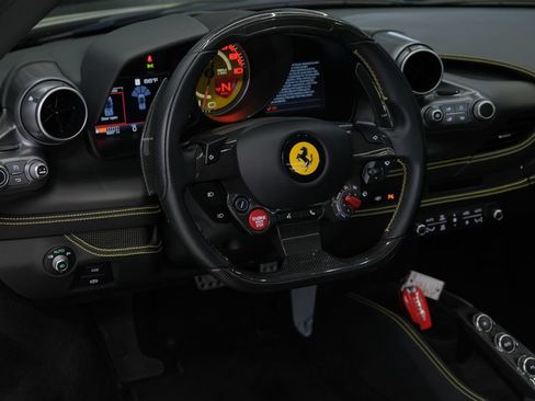 Used 2022 Ferrari F8 Tributo RWD image 38