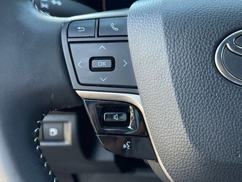 Certified 2025 Toyota Camry SE image 23