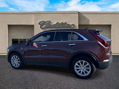 Certified 2023 Cadillac XT4 Luxury w/ Cold Weather Package FWD image 6