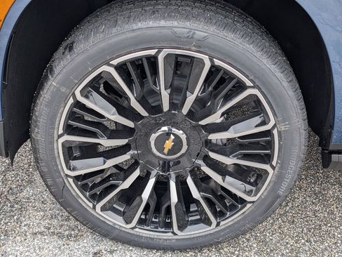 New 2026 Chevrolet Tahoe High Country image 8