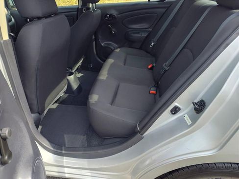 Used 2019 Nissan Versa S Plus image 11