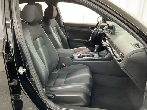 Used 2025 Honda Civic Sport image 26