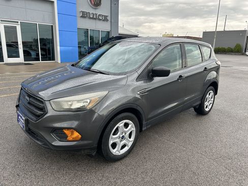 Used 2018 Ford Escape S FWD image 1